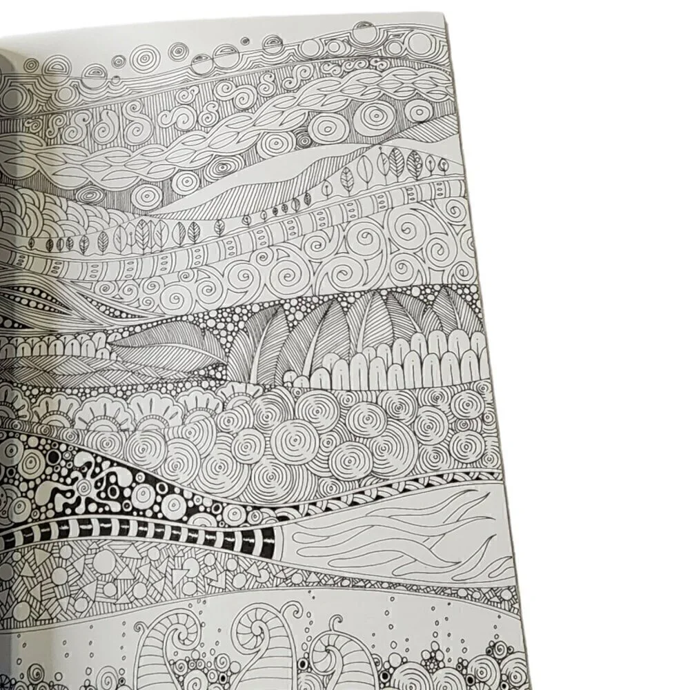 Tangled Treasures Coloring Book: 52 Intricate Tangle Drawings to‎ Color